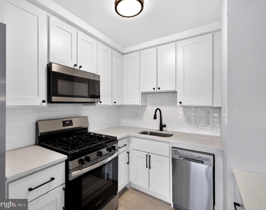 922 24th Street Nw - Photo Thumbnail 5