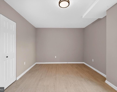 922 24th Street Nw - Photo Thumbnail 10