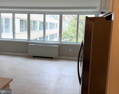 922 24th Street Nw - Photo Thumbnail 1