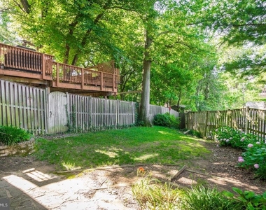 1626 Kalmia Road Nw - Photo Thumbnail 45