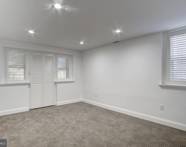 1626 Kalmia Road Nw - Photo Thumbnail 38