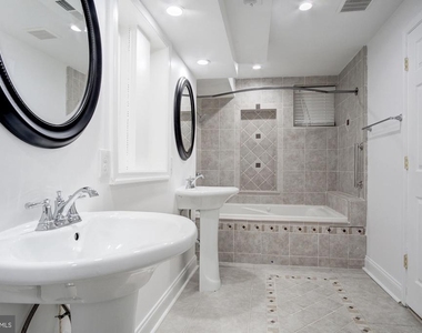 1626 Kalmia Road Nw - Photo Thumbnail 40