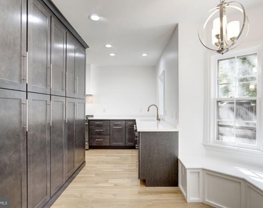 1626 Kalmia Road Nw - Photo Thumbnail 11