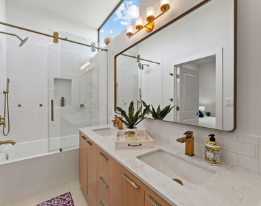 5809 Toscana Ave - Photo Thumbnail 14