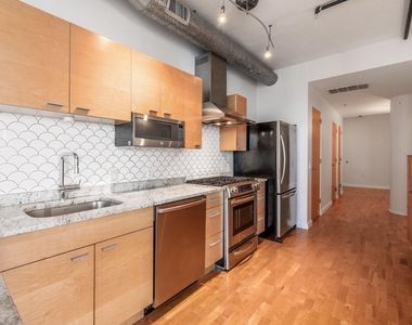 1125 11th Street Nw - Photo Thumbnail 3