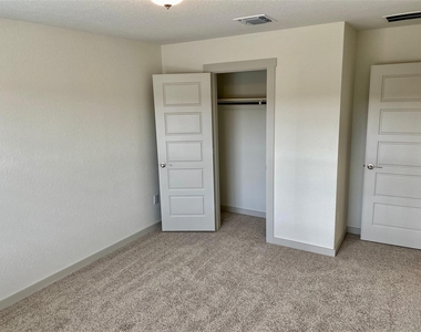 10210 Criswell Rd - Photo Thumbnail 27