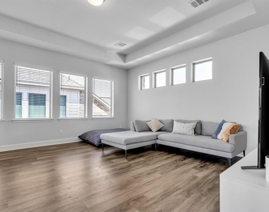 113 Lenera Dr - Photo Thumbnail 17