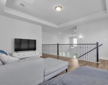 113 Lenera Dr - Photo Thumbnail 19