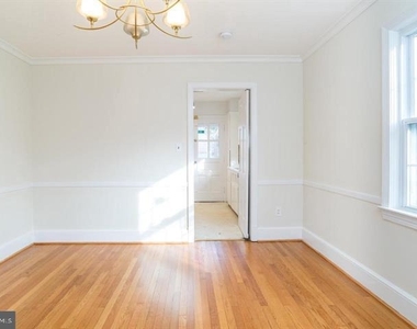 1667 Primrose Road Nw - Photo Thumbnail 4