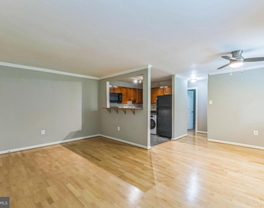 3105 Naylor Road Se - Photo Thumbnail 7