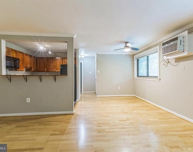 3105 Naylor Road Se - Photo Thumbnail 6