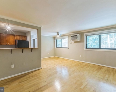 3105 Naylor Road Se - Photo Thumbnail 1