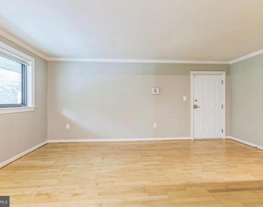 3105 Naylor Road Se - Photo Thumbnail 13