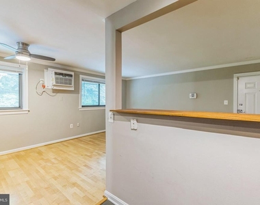 3105 Naylor Road Se - Photo Thumbnail 9