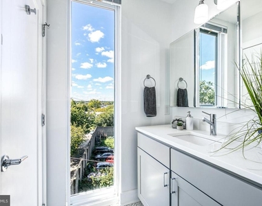 4016 Georgia Avenue Nw - Photo Thumbnail 11