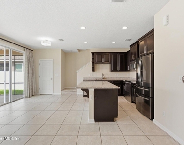14508 Serenoa Drive - Photo Thumbnail 12