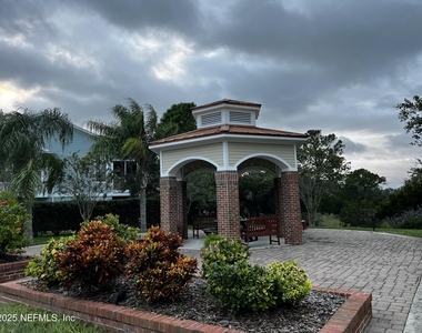 169 Sunset Circle N - Photo Thumbnail 6