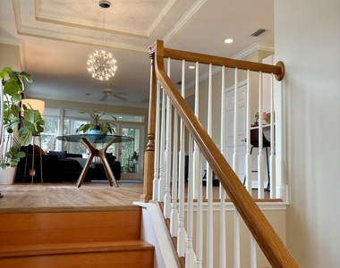 169 Sunset Circle N - Photo Thumbnail 15
