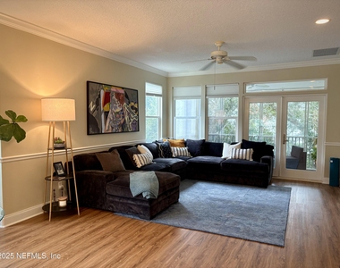 169 Sunset Circle N - Photo Thumbnail 8