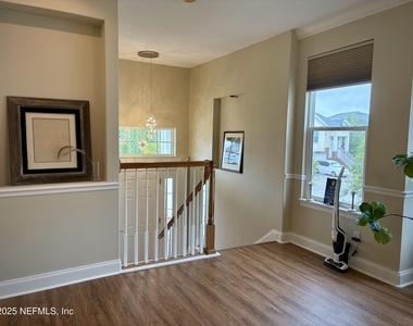 169 Sunset Circle N - Photo Thumbnail 14