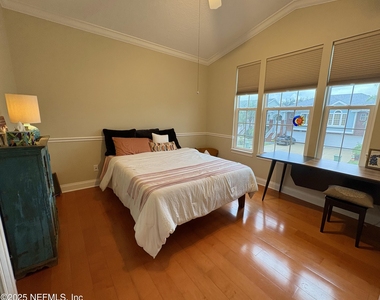 169 Sunset Circle N - Photo Thumbnail 16