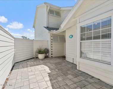 107 Island Drive - Photo Thumbnail 6