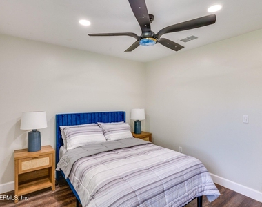 3227 Puffin Way - Photo Thumbnail 9
