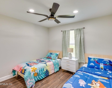 3227 Puffin Way - Photo Thumbnail 15