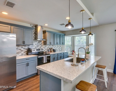 3227 Puffin Way - Photo Thumbnail 6
