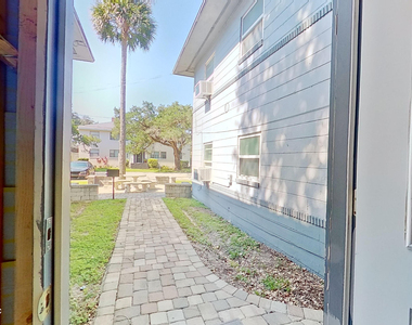1613 Flagler Avenue - Photo Thumbnail 10
