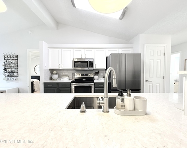1078 Celebrant Drive - Photo Thumbnail 15