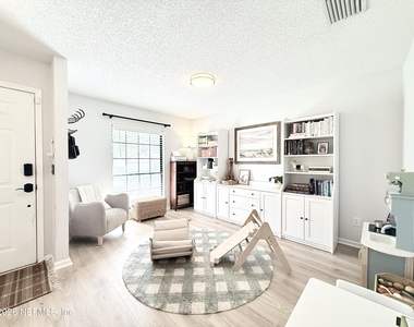 1078 Celebrant Drive - Photo Thumbnail 7