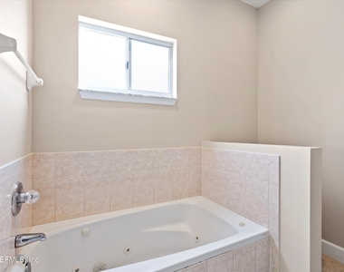 819 6th Avenue S - Photo Thumbnail 18