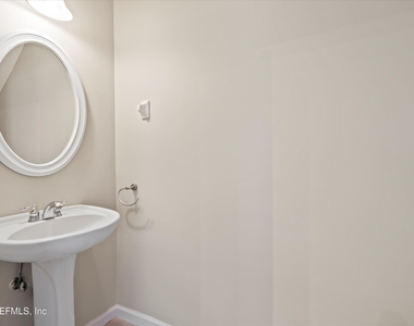 819 6th Avenue S - Photo Thumbnail 14