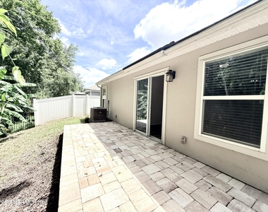 7838 Meadow Walk Lane - Photo Thumbnail 25