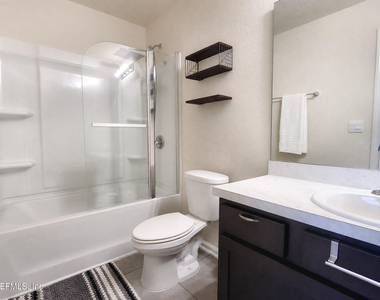 85 Temple Drive - Photo Thumbnail 12