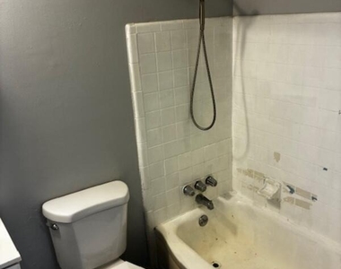 2150 Inwood Terrace - Photo Thumbnail 5