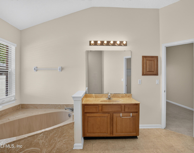 299 Johns Creek Parkway - Photo Thumbnail 27