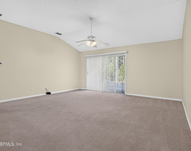 299 Johns Creek Parkway - Photo Thumbnail 12