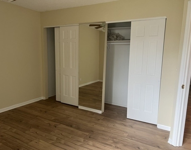 357 Kildeer Lane - Photo Thumbnail 15