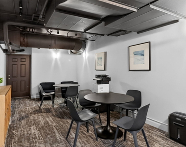 30 E Huron Street - Photo Thumbnail 26