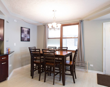 163 W Division Street - Photo Thumbnail 3