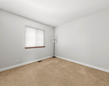 3202 Whitney Road - Photo Thumbnail 16