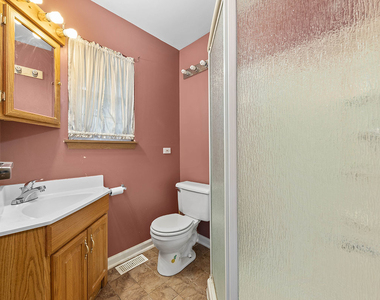 3202 Whitney Road - Photo Thumbnail 4