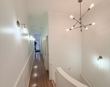 1822 N Sheffield Avenue - Photo Thumbnail 13