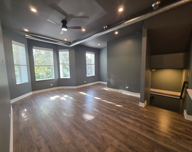 1531 S Harding Avenue - Photo Thumbnail 7