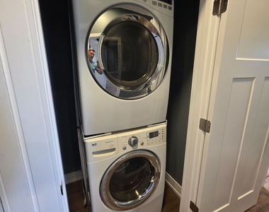 1531 S Harding Avenue - Photo Thumbnail 12