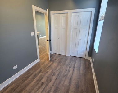 1531 S Harding Avenue - Photo Thumbnail 11