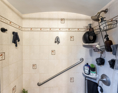 6152 S Mulligan Avenue - Photo Thumbnail 7