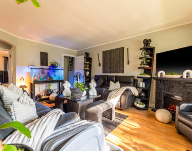 6152 S Mulligan Avenue - Photo Thumbnail 1